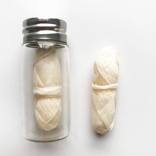 🌿 Zahnseide mal anders – plastikfrei, vegan & nachhaltig